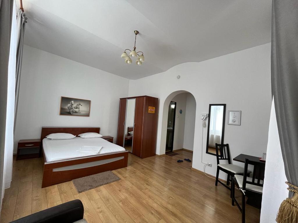 Ada Guest house