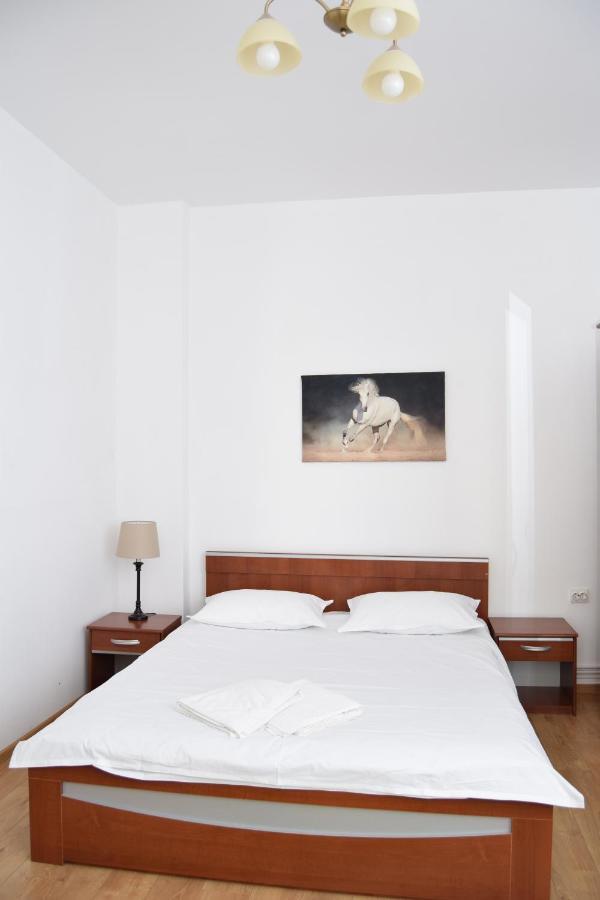 Ada Guest house